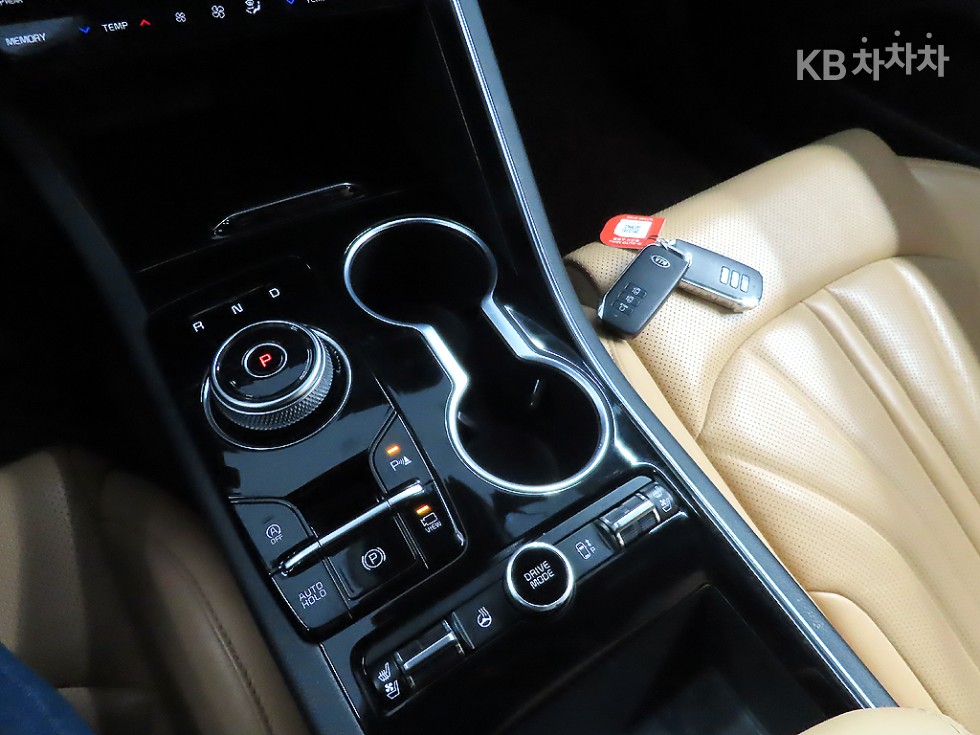 2021 - kia k5