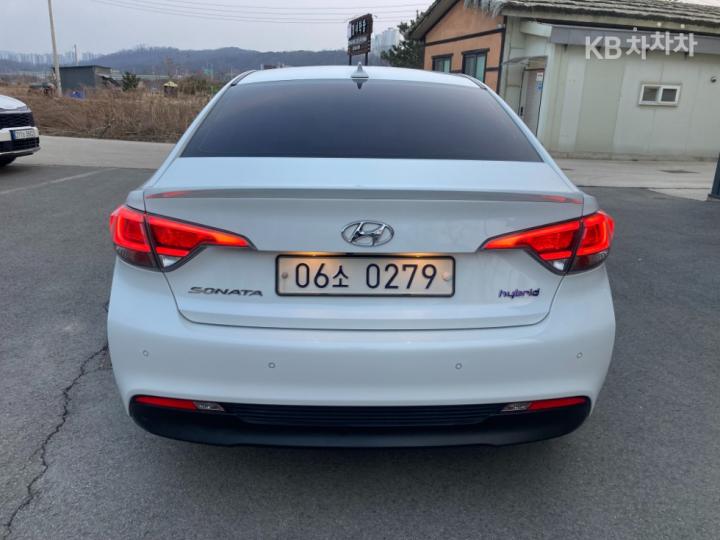 Hyundai Sonata LF Hybrid 2.0 HEV Modern 5