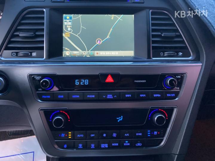 Hyundai Sonata LF Hybrid 2.0 HEV Modern 10