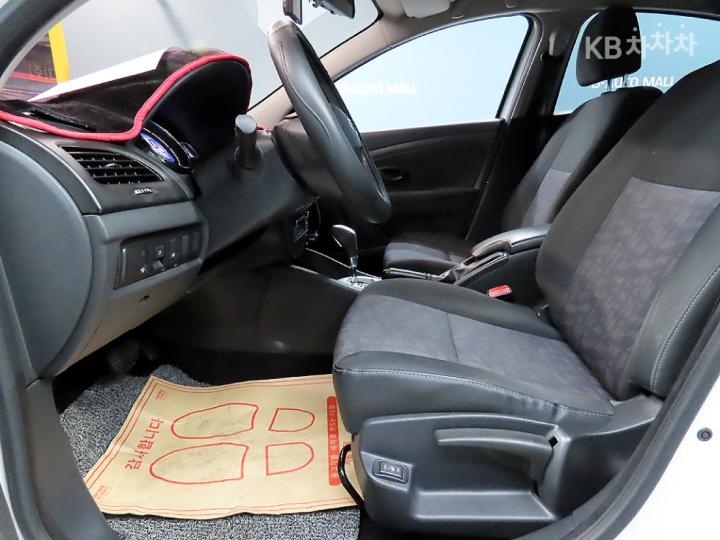 Renault SM3 New LE Base Type 9