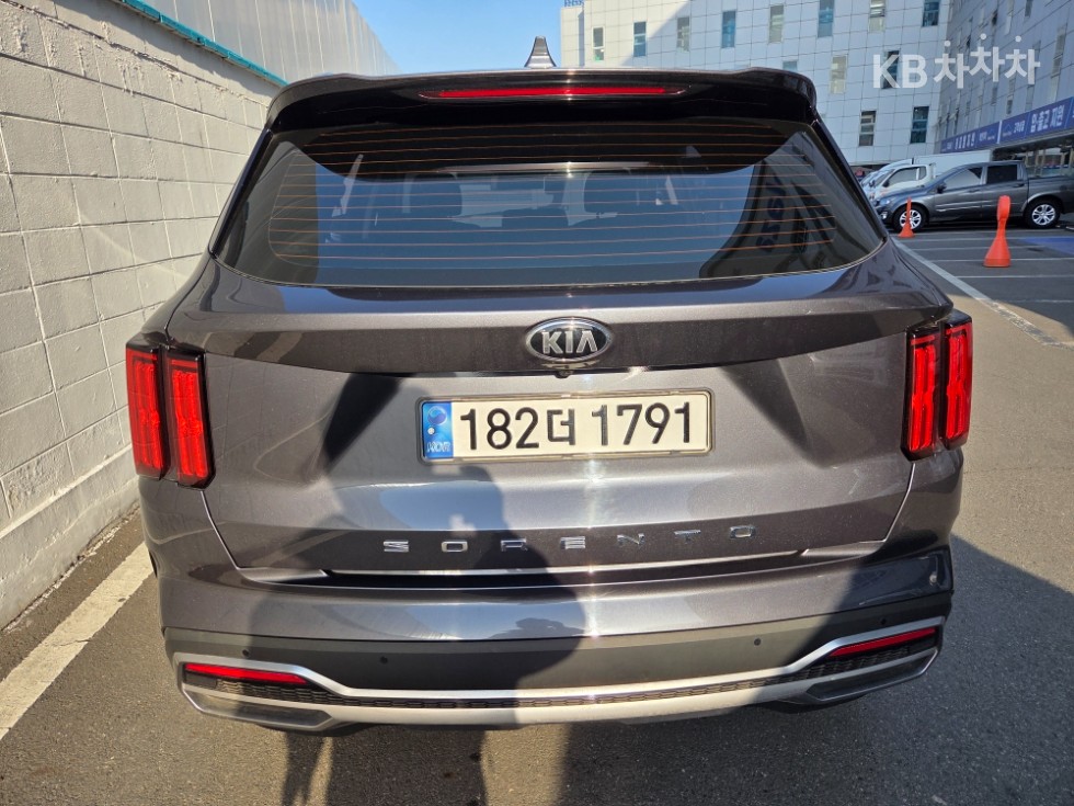 2021 - kia sorento