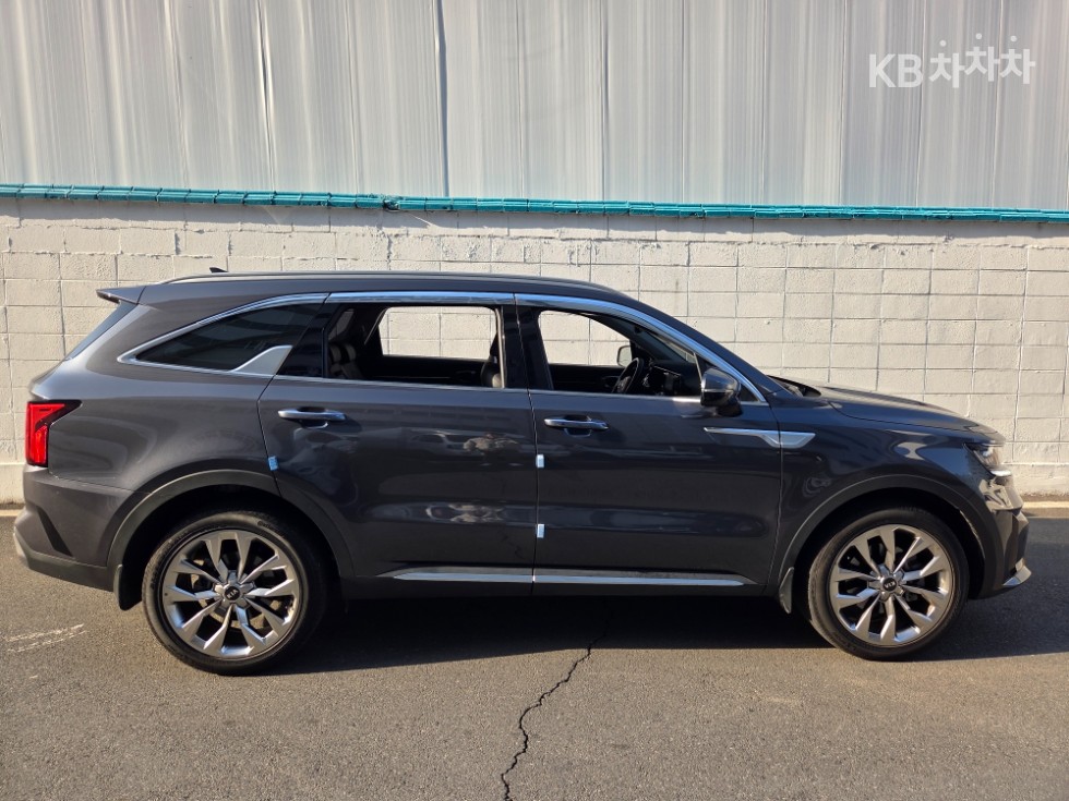 2021 - kia sorento