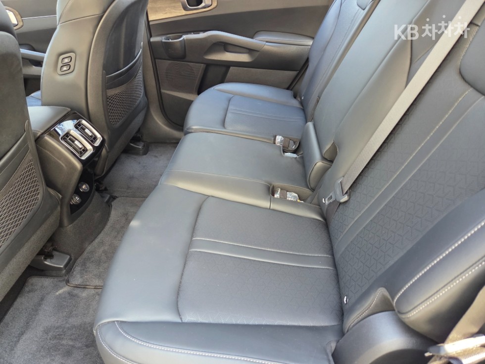 2021 - kia sorento