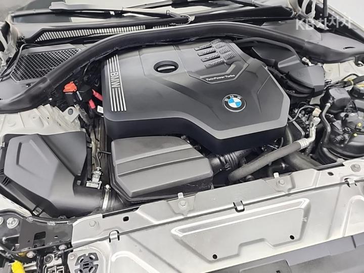 BMW 3 Series G20 320i Luxury 6