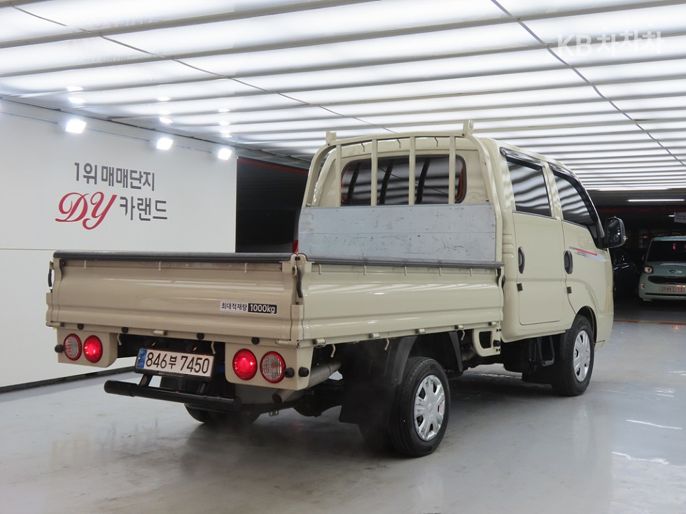 2024 - kia bongo iii