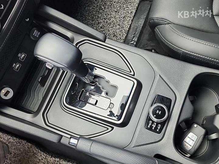 KG Mobility (Ssangyong) Rexton Sport 2.2 4WD Prestige 9