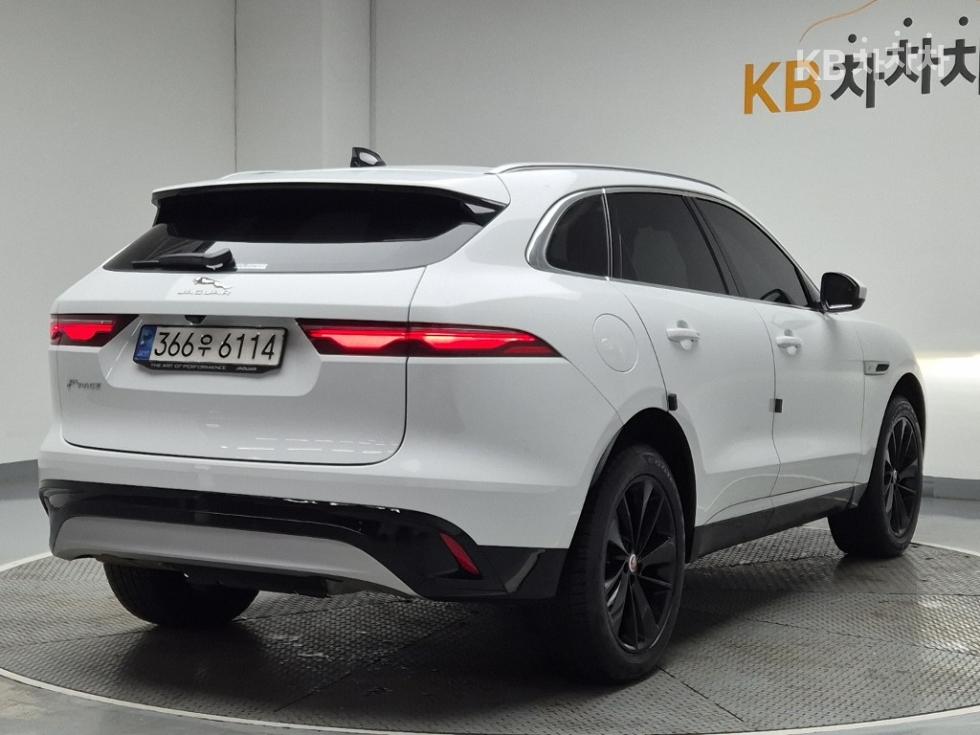 2023 - jaguar f-pace