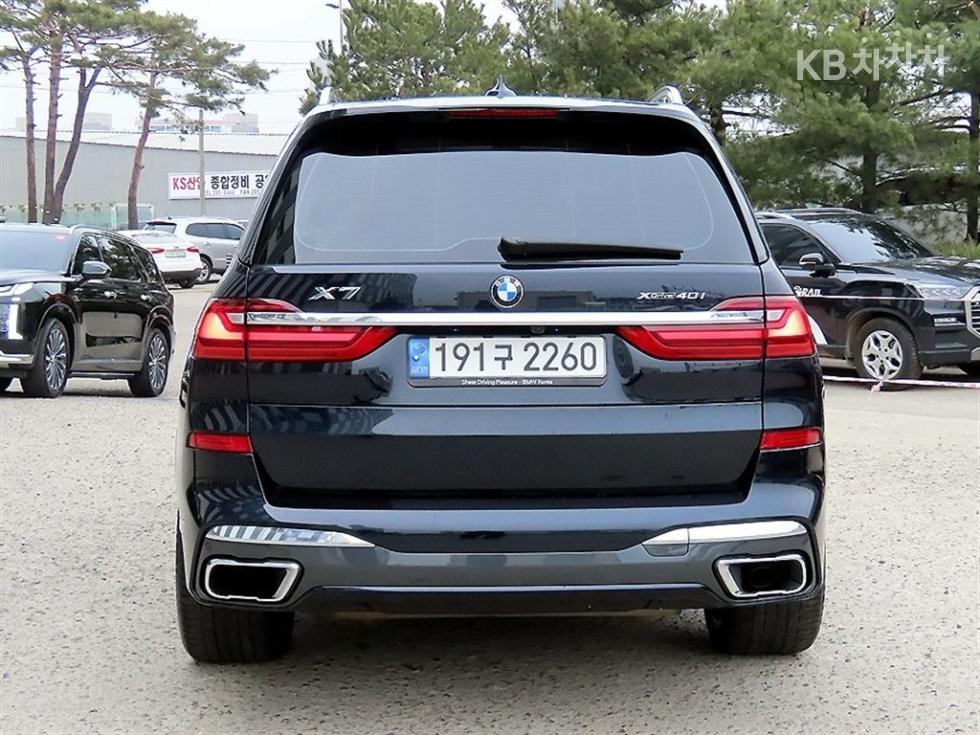 BMW X7 — miniaturë 4
