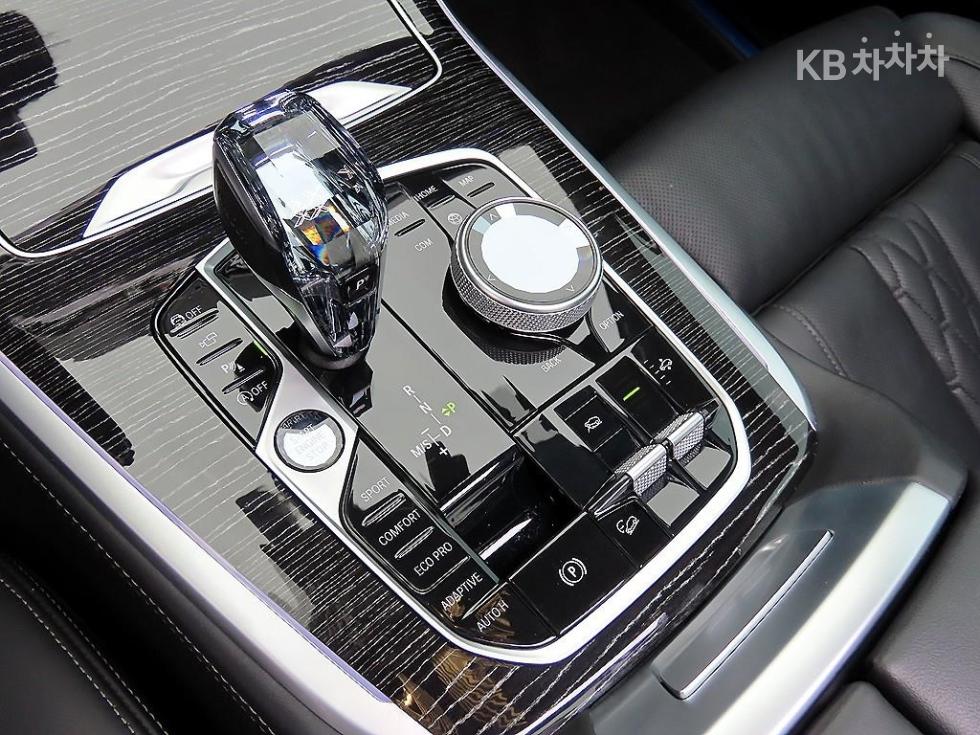 BMW X7 — miniaturë 11
