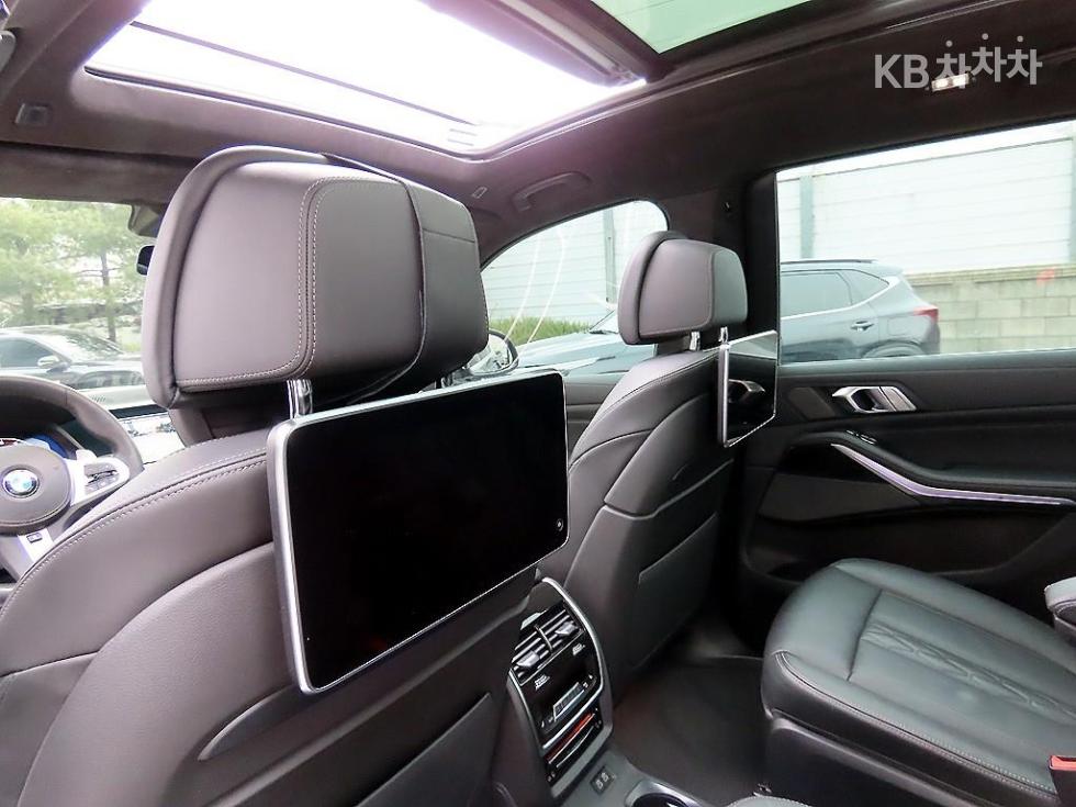 BMW X7 — miniaturë 14