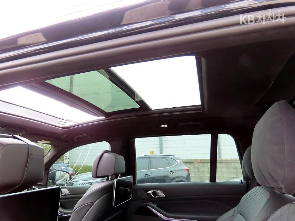 BMW X7 — miniaturë 15