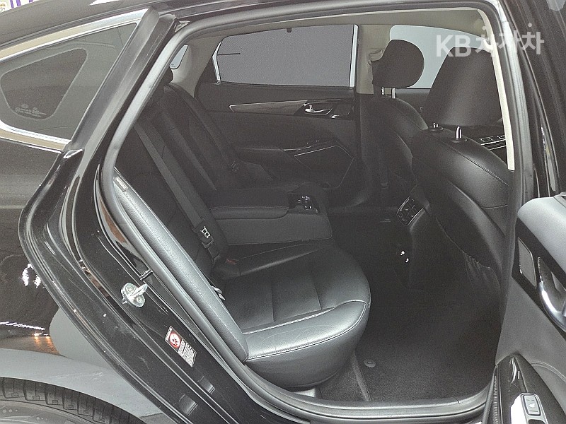 2020 - kia k7