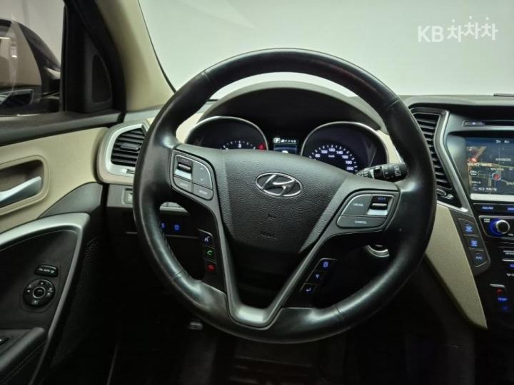 Hyundai Maxcruz Diesel e-VGT R2.2 2WD Exclusive 10