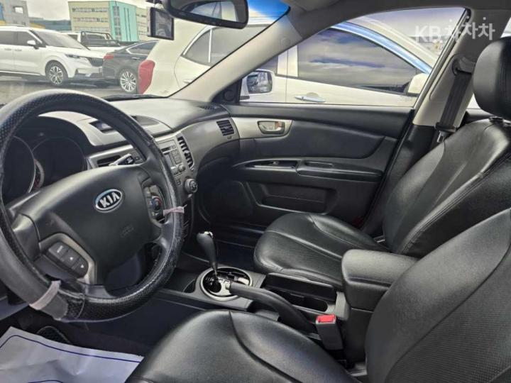 Kia Lotze Advanced LX LPI Base Type 8