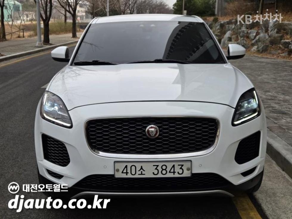 2018 - jaguar e-pace