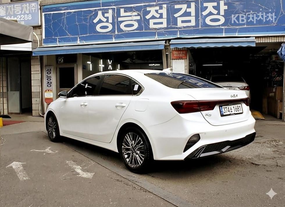 2022 - kia k3