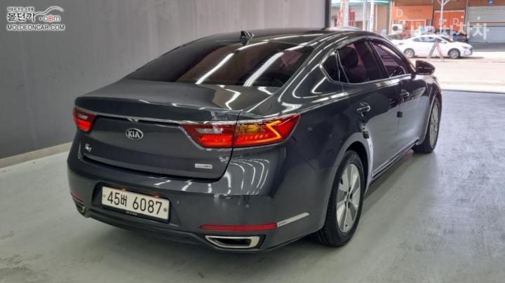 Kia K7 Hybrid Prestige Base Type 3