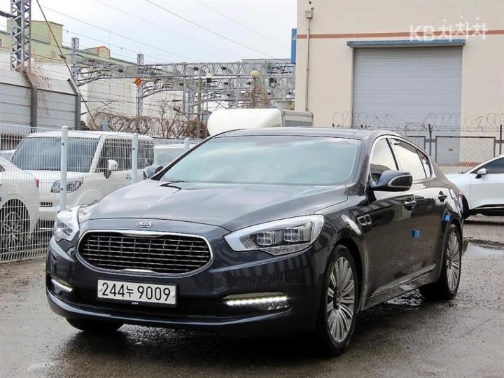 Kia K9 3.3 GDI Executive 3