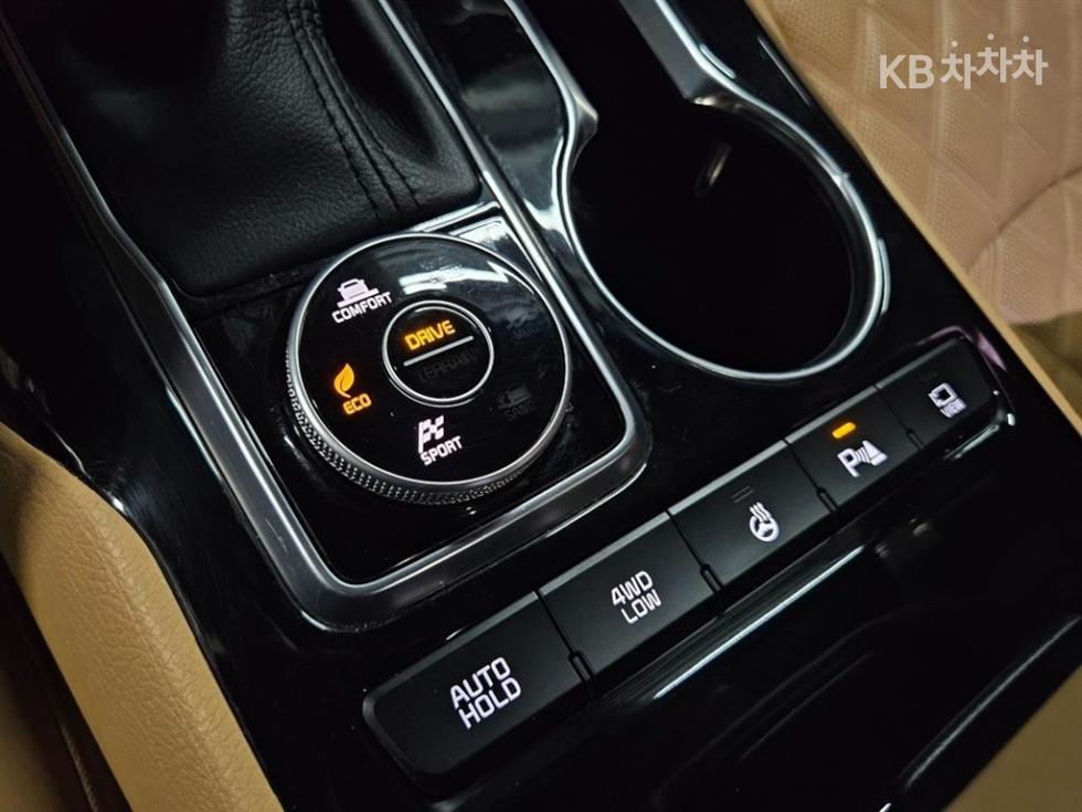2021 - kia mohave