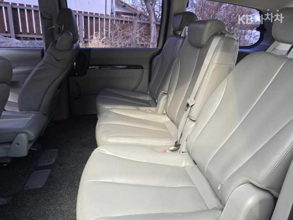 2014 - kia carnival