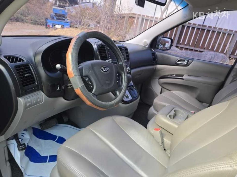 2014 - kia carnival