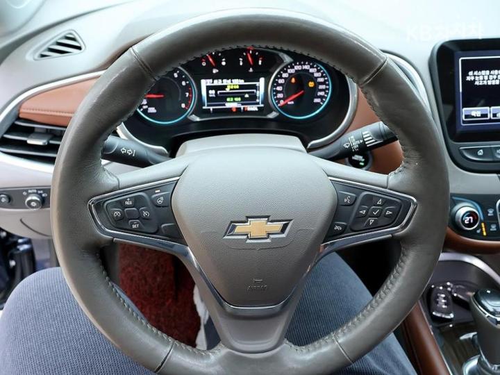 Chevrolet Malibu 1.5 Turbo LTZ 9