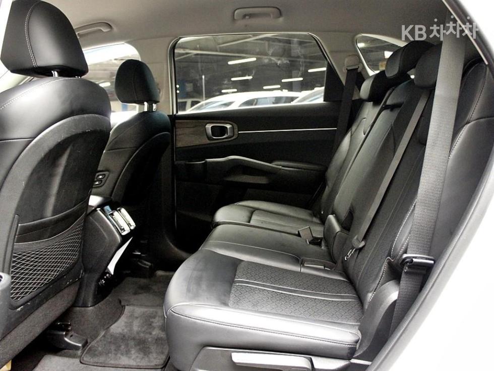 2022 - kia sorento