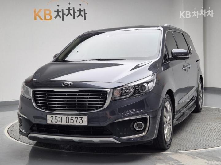 Kia Carnival 2.2 Diesel Limousine President