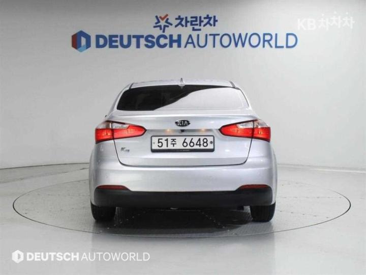 Kia K3 Luxury 5