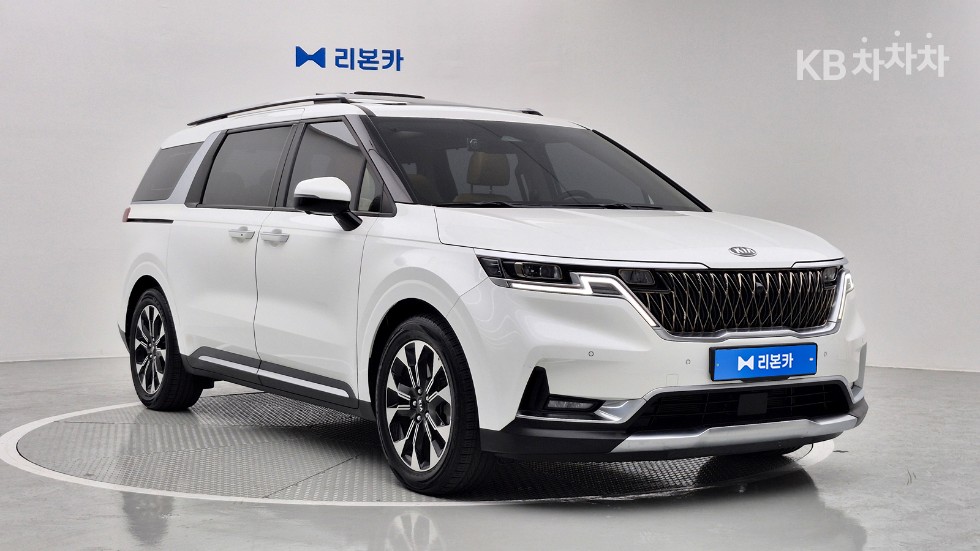 2021 - kia carnival