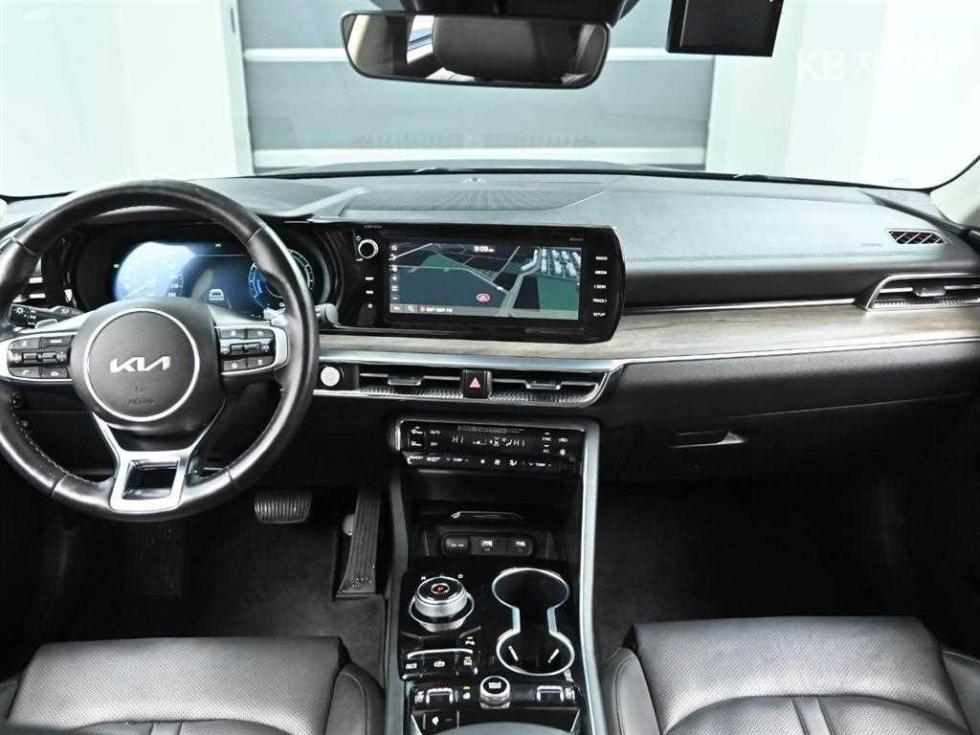2023 - kia k5