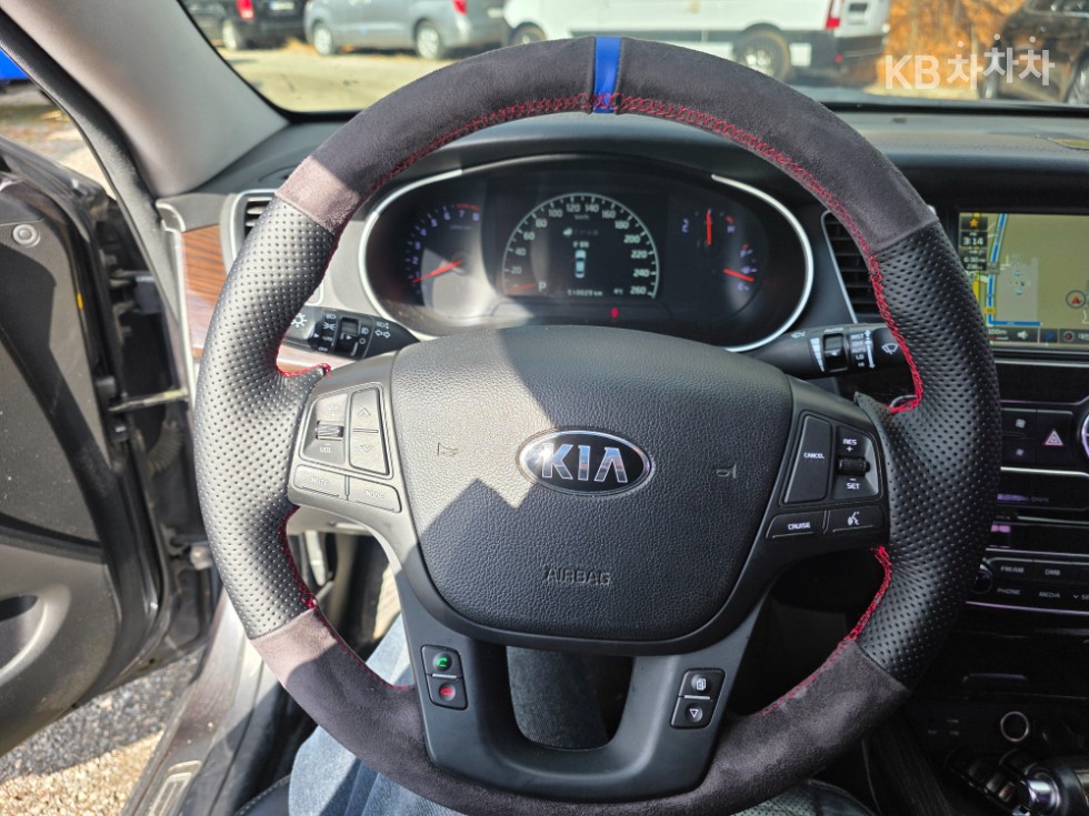 2016 - kia k7