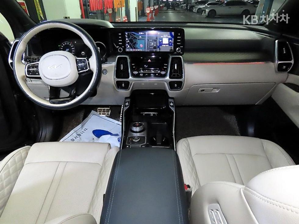 2023 - kia sorento