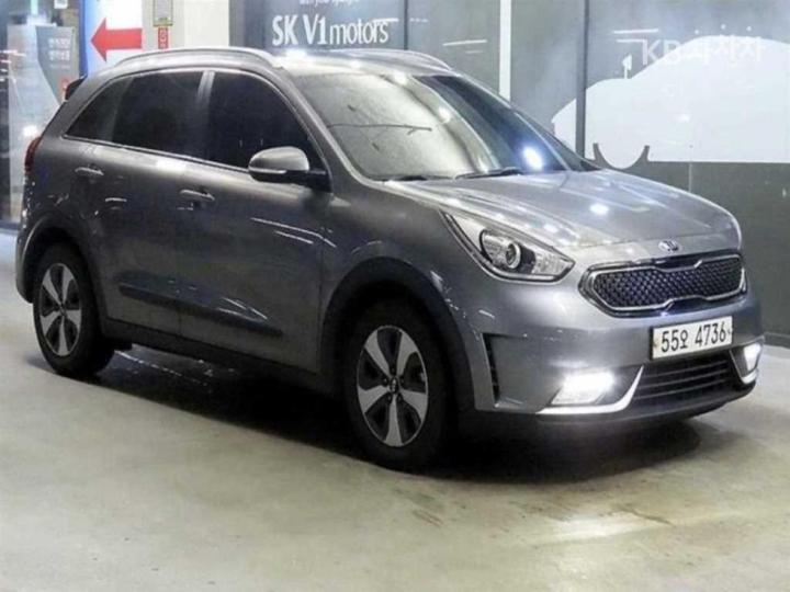 Kia Niro 1.6 Luxury 2