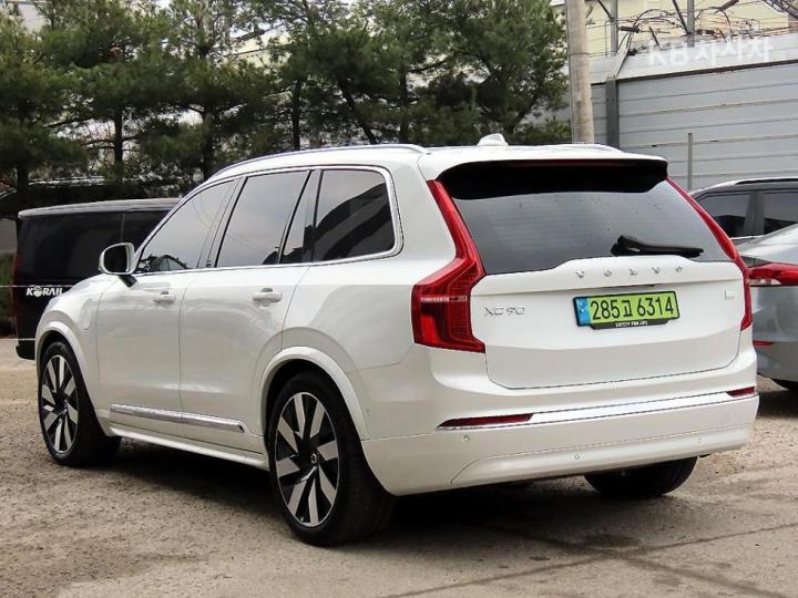 Volvo XC90 T8 Ultimate Bright 4