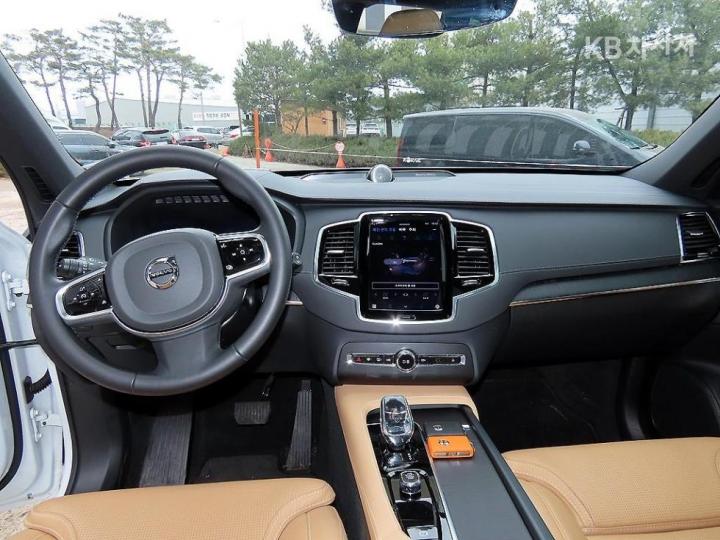 Volvo XC90 T8 Ultimate Bright 8
