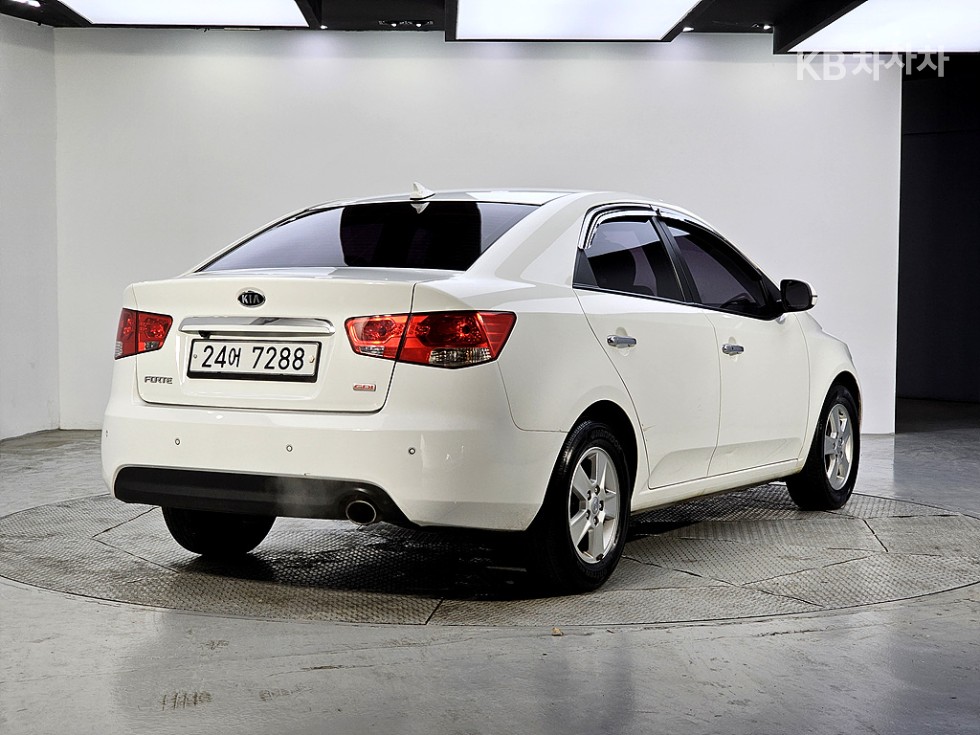 2012 - kia forte