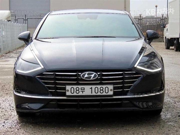 Hyundai Sonata DN8 2.0 Premium Family