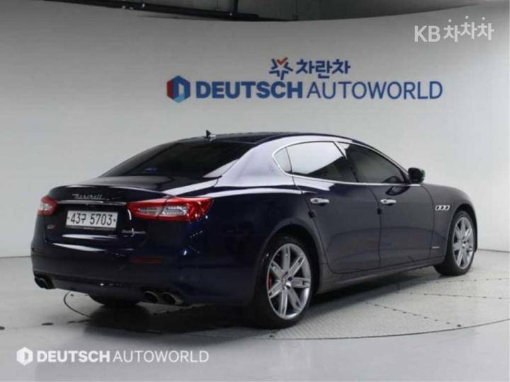 Maserati Quattroporte 3.0 Diesel V6 GranLusso 3