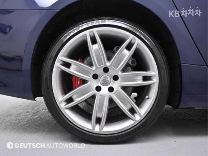 Maserati Quattroporte 3.0 Diesel V6 GranLusso 6