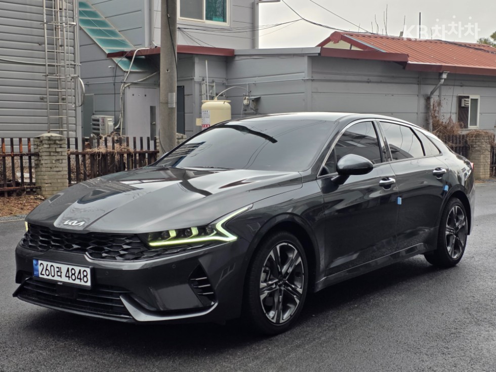 2023 - kia k5