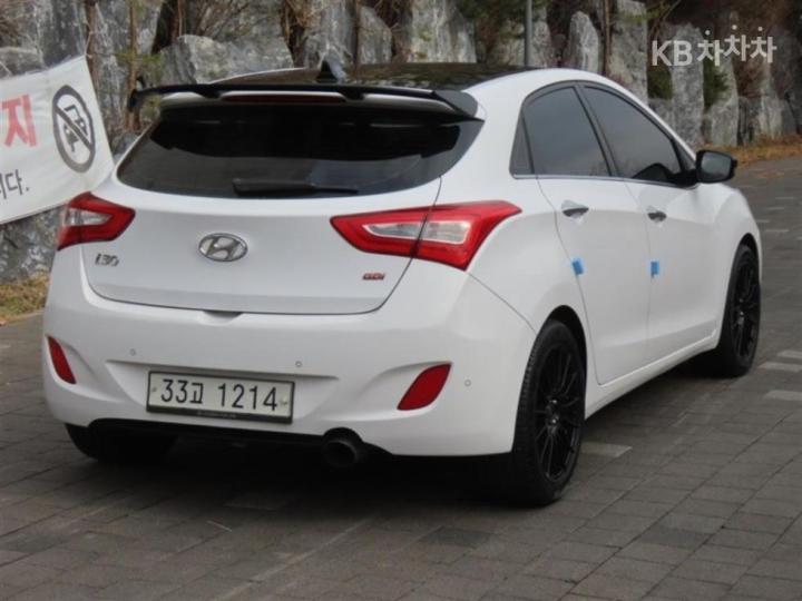Hyundai i30 New 1.6 GDI Extreme 4