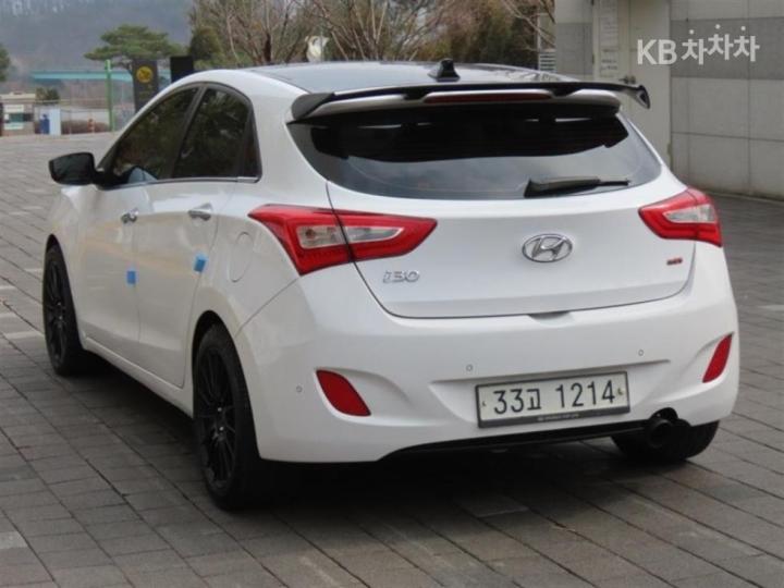 Hyundai i30 New 1.6 GDI Extreme 5