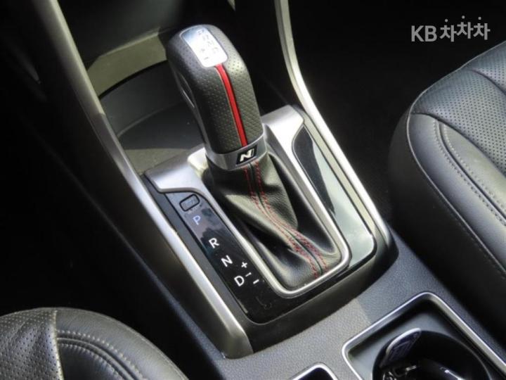 Hyundai i30 New 1.6 GDI Extreme 7