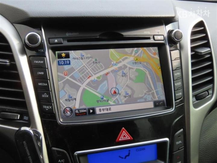 Hyundai i30 New 1.6 GDI Extreme 9