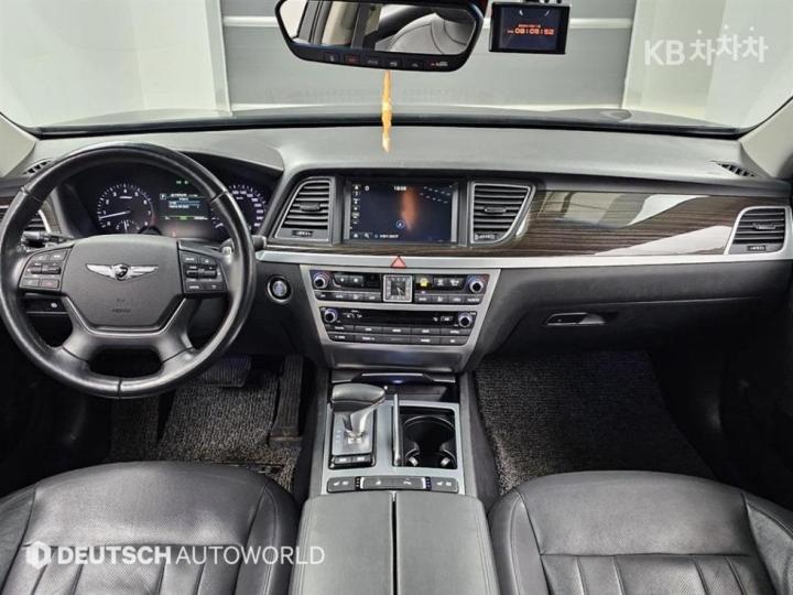 Genesis G80 3.3 GDI AWD Luxury 8