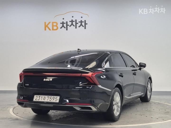 Kia K8 2.5 Gasoline Noblesse 4
