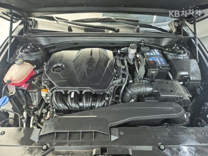 Kia K8 2.5 Gasoline Noblesse 6