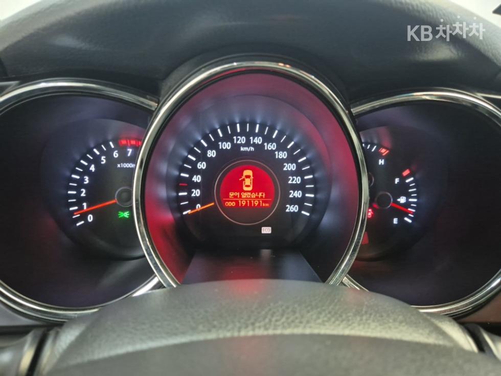 2011 - kia k5