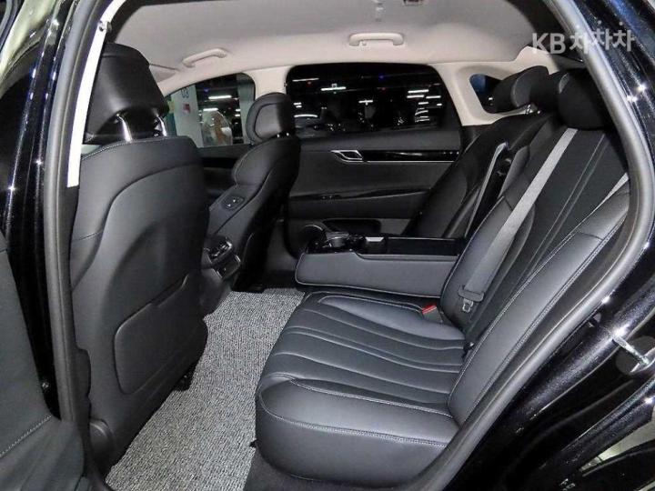 Genesis G80 RG3 2.5 T-GDi 2WD 8